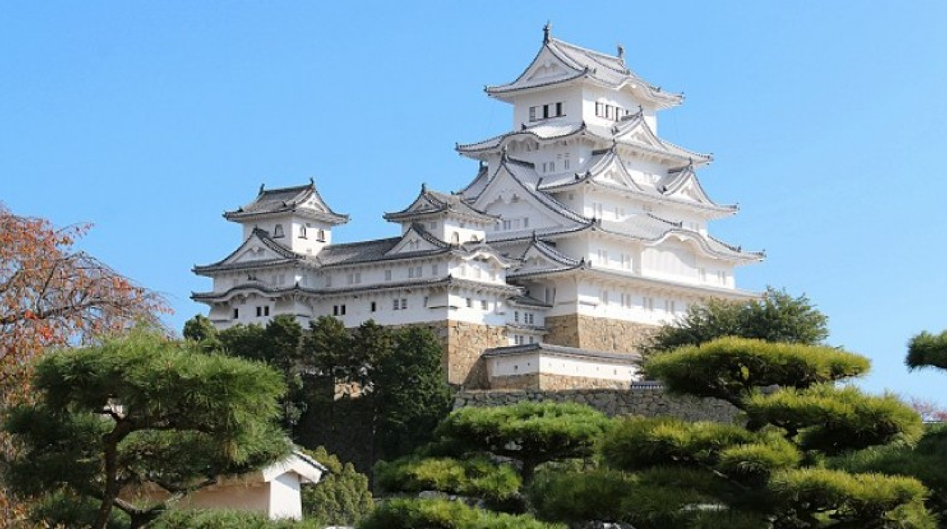 Lâu đài hạc trắng Himeji